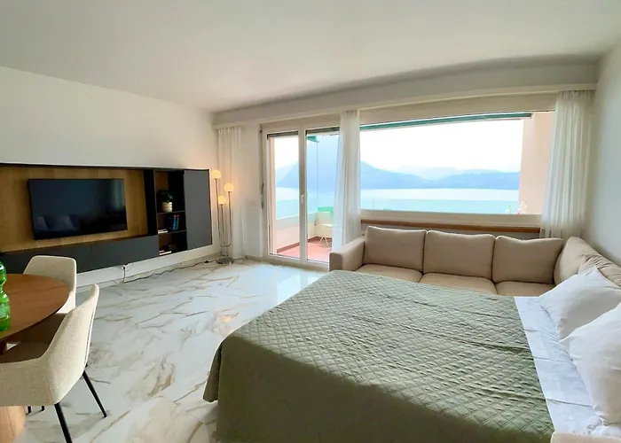 The Grand Vista - View & Parking *