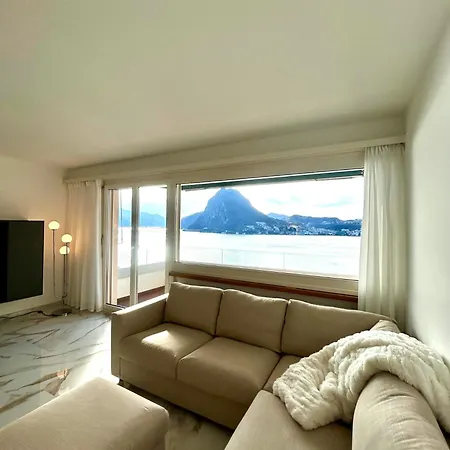 The Grand Vista - View & Parking ルガーノ